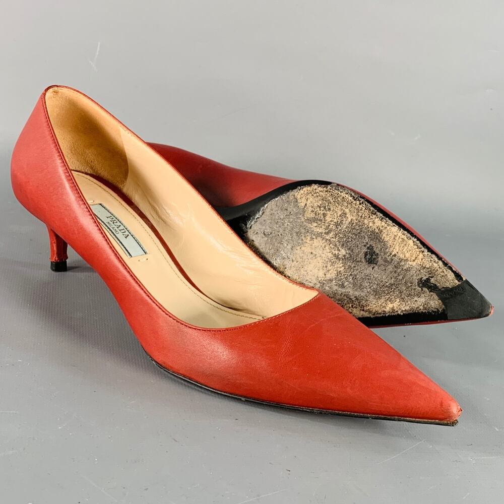 PRADA Size 8 Red Leather Kitten Heel Pointed Toe Pumps - Picture 5 of 11